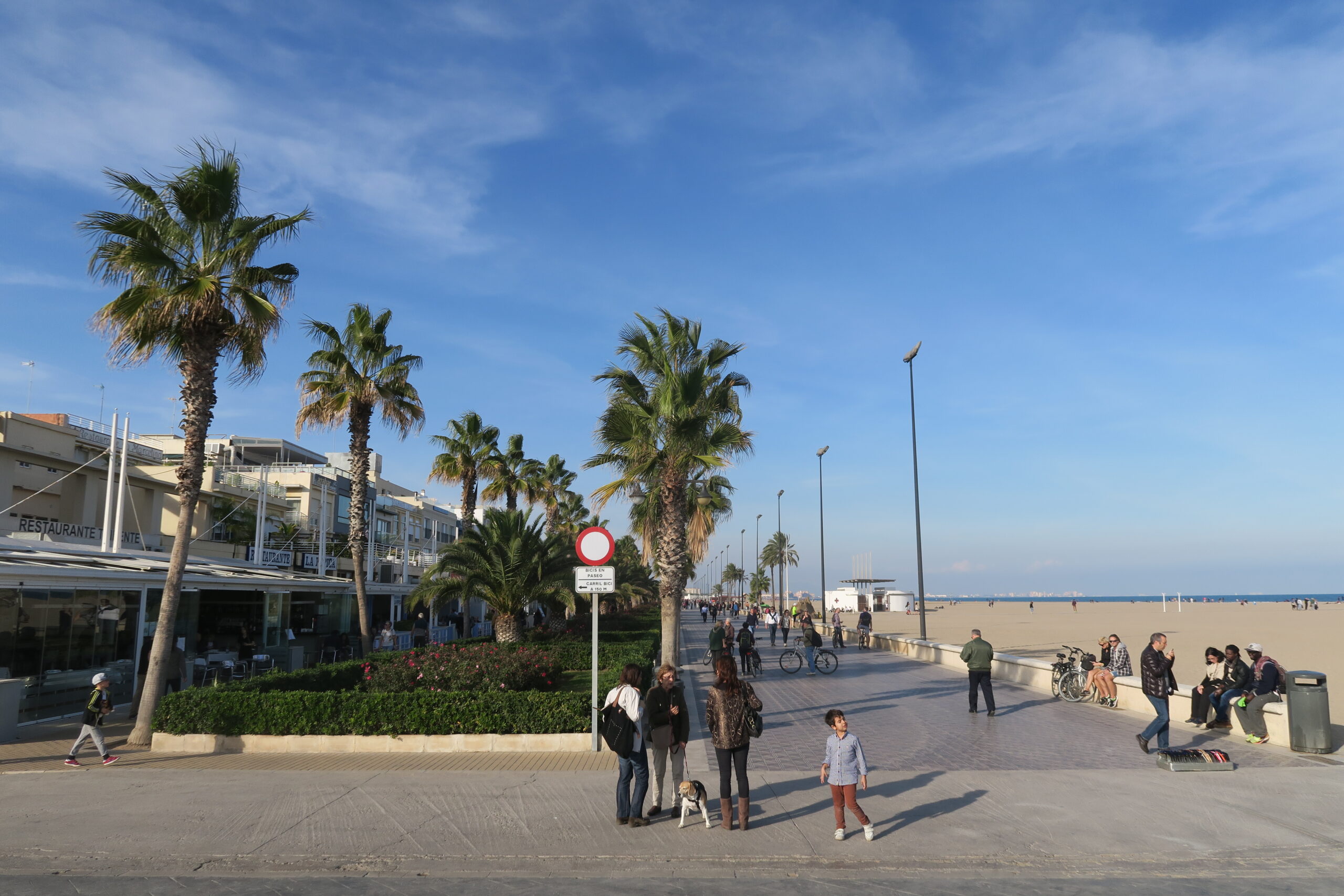 Valencia strand beach